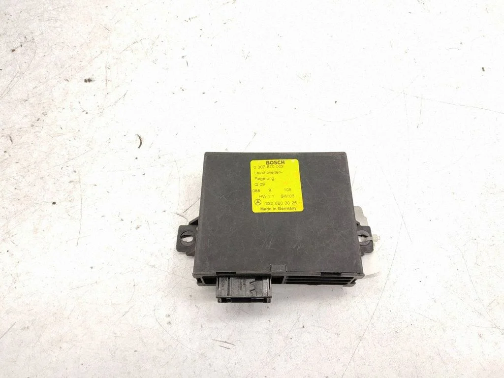 Tulede moodul (LCM) A2208203026 – Mercedes-Benz S-klass W220 (1998-2006)