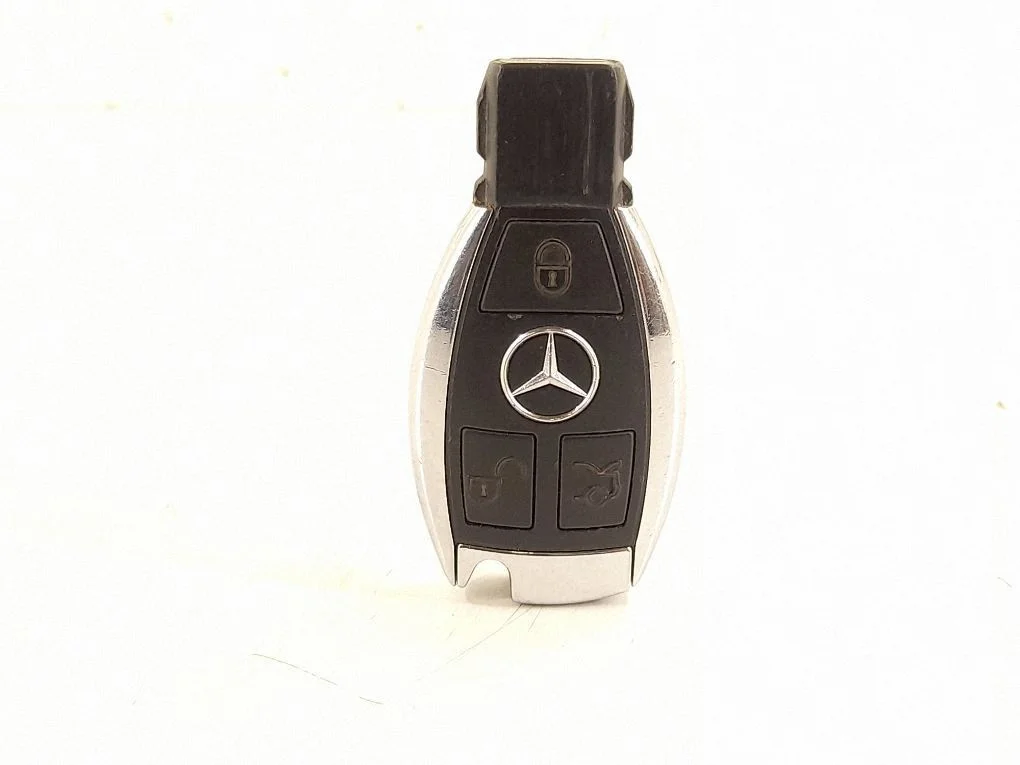 Kluczyk / karta zapłonowa CCAC08LP023017 – Mercedes-Benz Klasa C W205 (2014-2021)