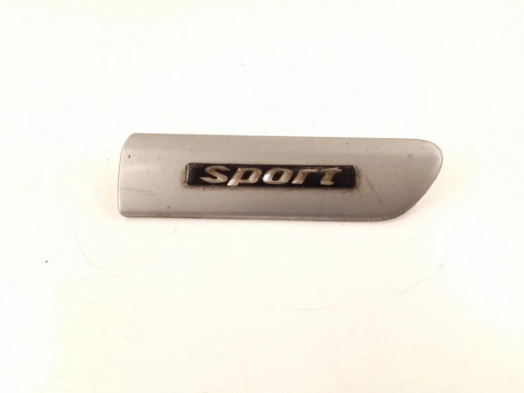 Fender trim (molding) 2086900262