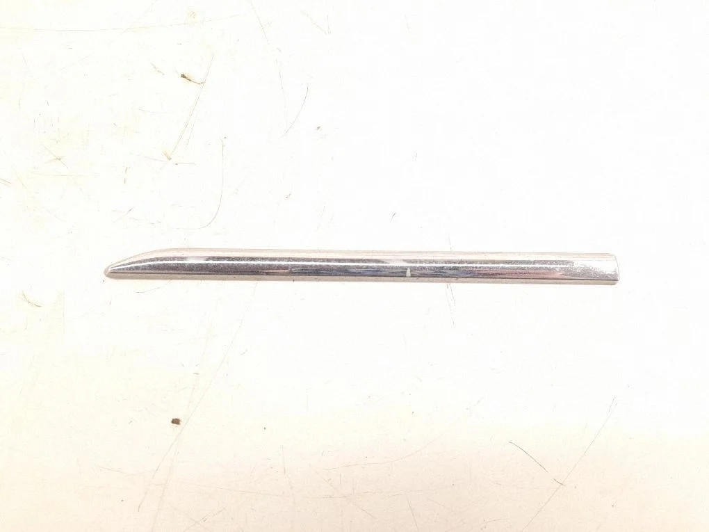 Fender trim (molding) 2126903362