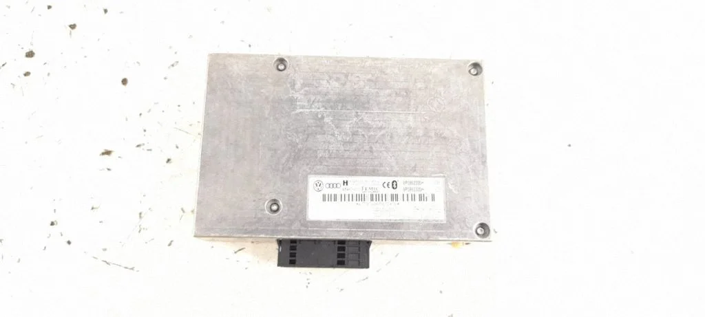 Phone control unit/module 8P0862335H