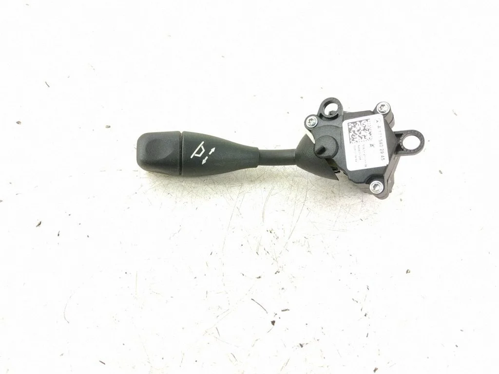 Steering wheel adjustment switch 1715402945