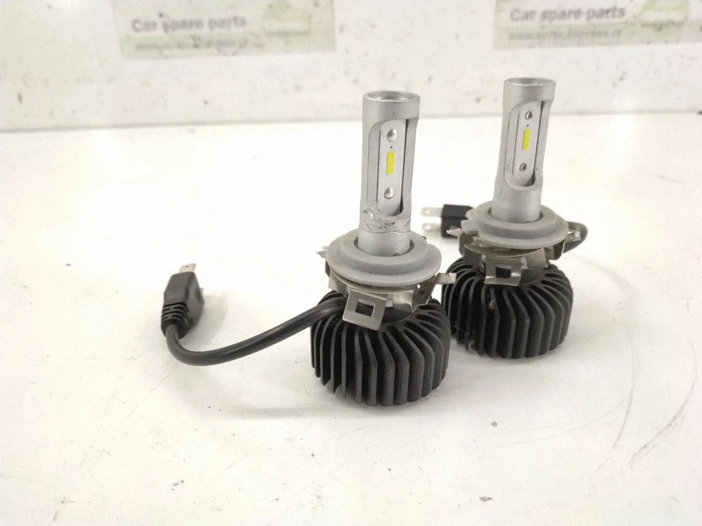 Xenon bulb – Mercedes-Benz GL-Class X164 (2006-2012)