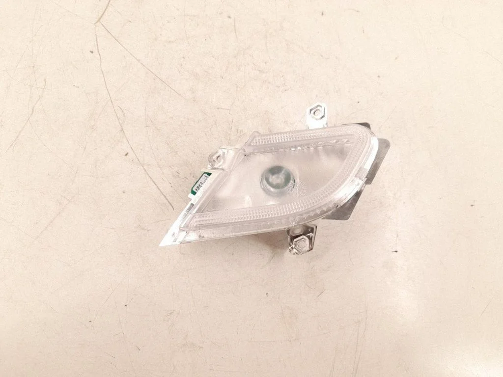 Headlight lense 2048203539