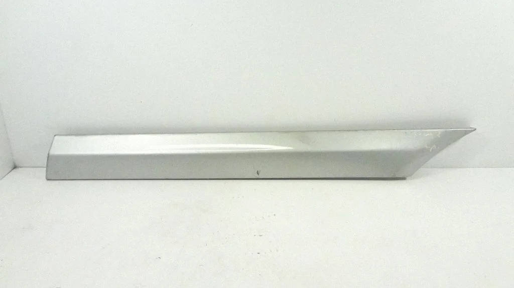 Tagumise poritiiva liist – Mercedes-Benz C-klass W203 (2000-2007)