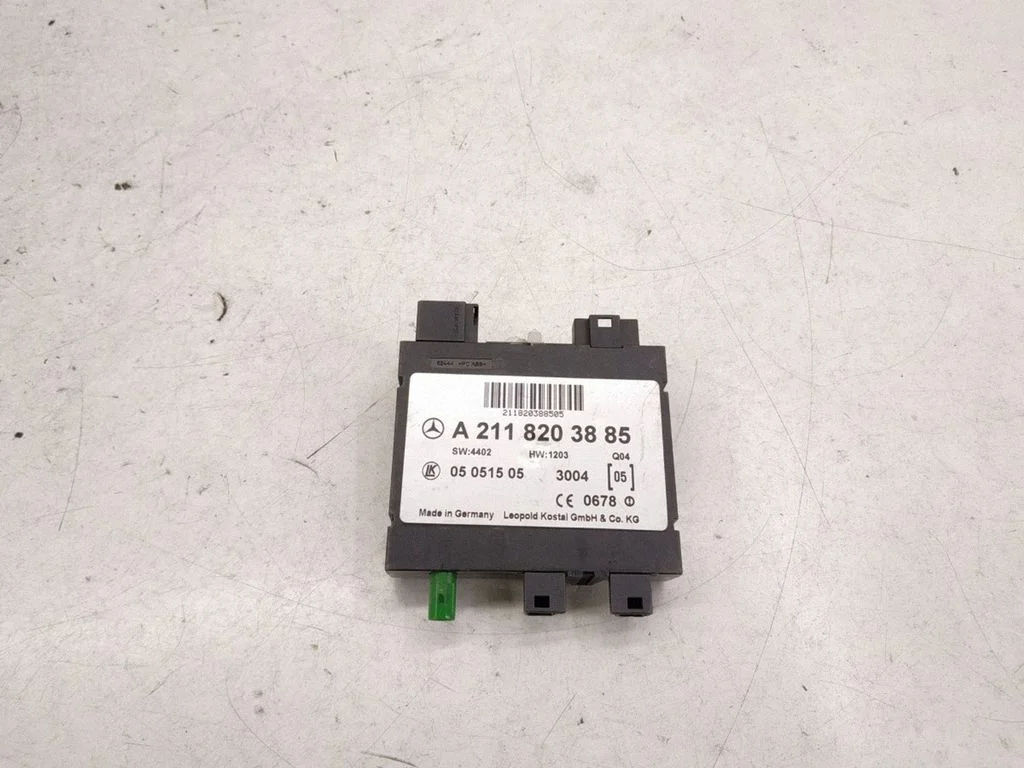 Bezatslēgas sistēmas KESSY (keyless) vadības bloks/modulis A2118203885