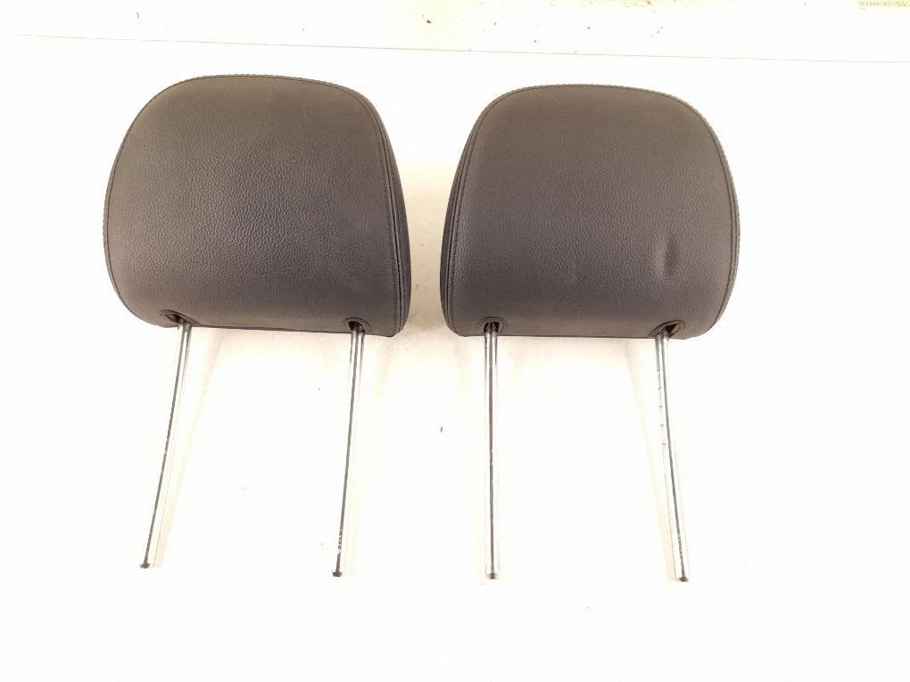 Front seat headrest 1699702150