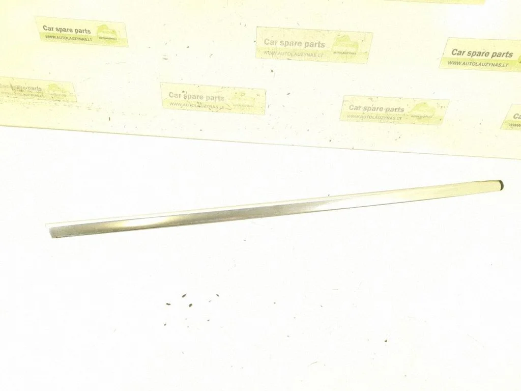 Rear door glass trim molding 2126700122