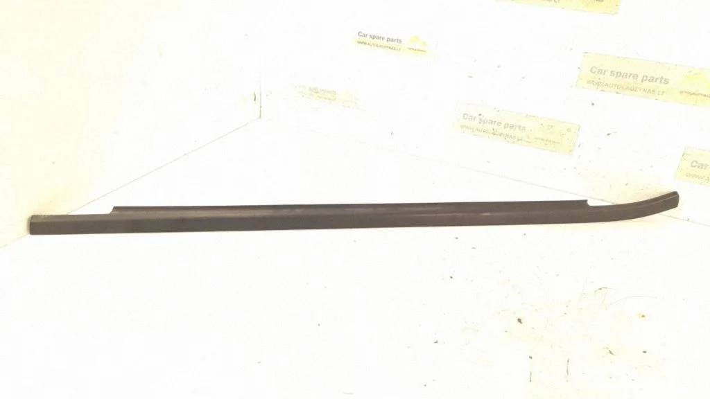 Rear door glass trim molding – Mercedes-Benz A-Class W169 (2004-2012)