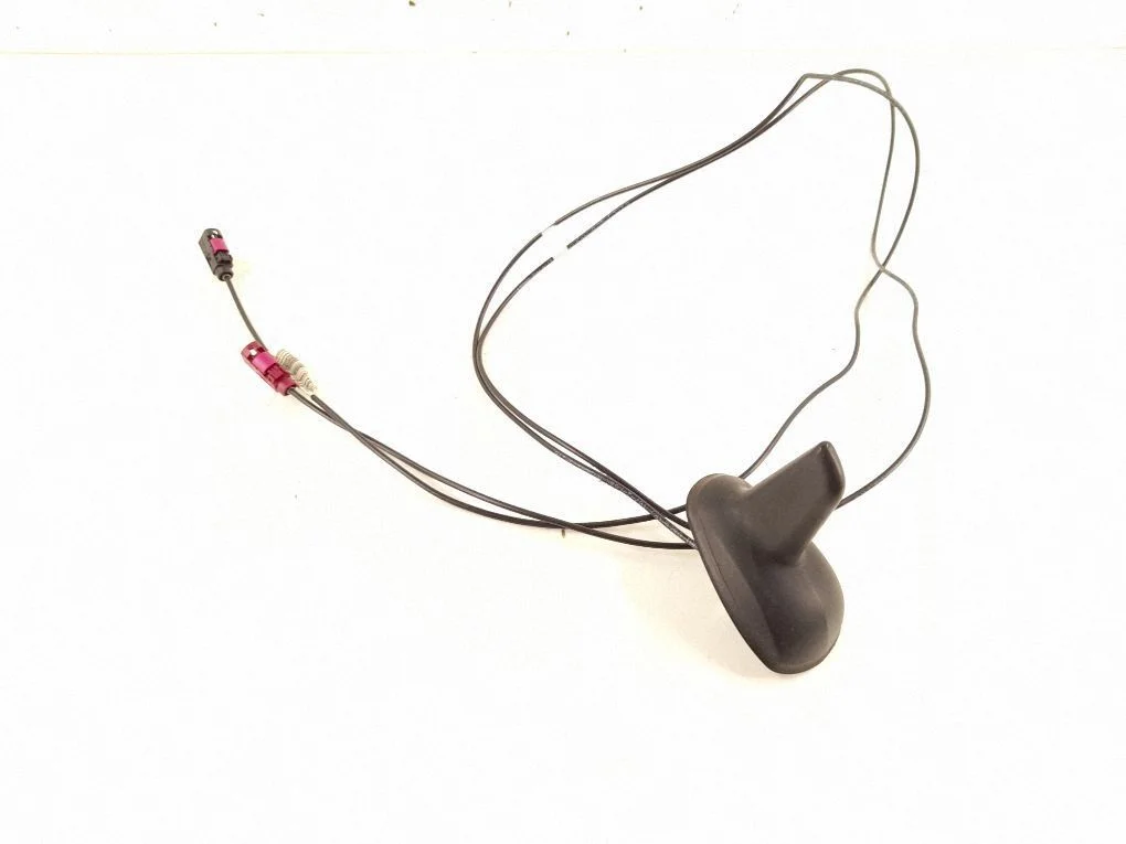 Radio antenna 2049055204