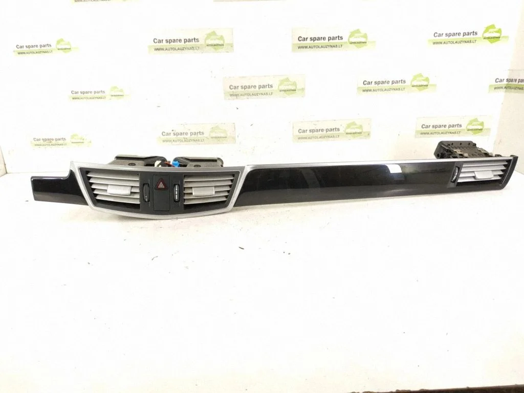 Panel trim 2126801071