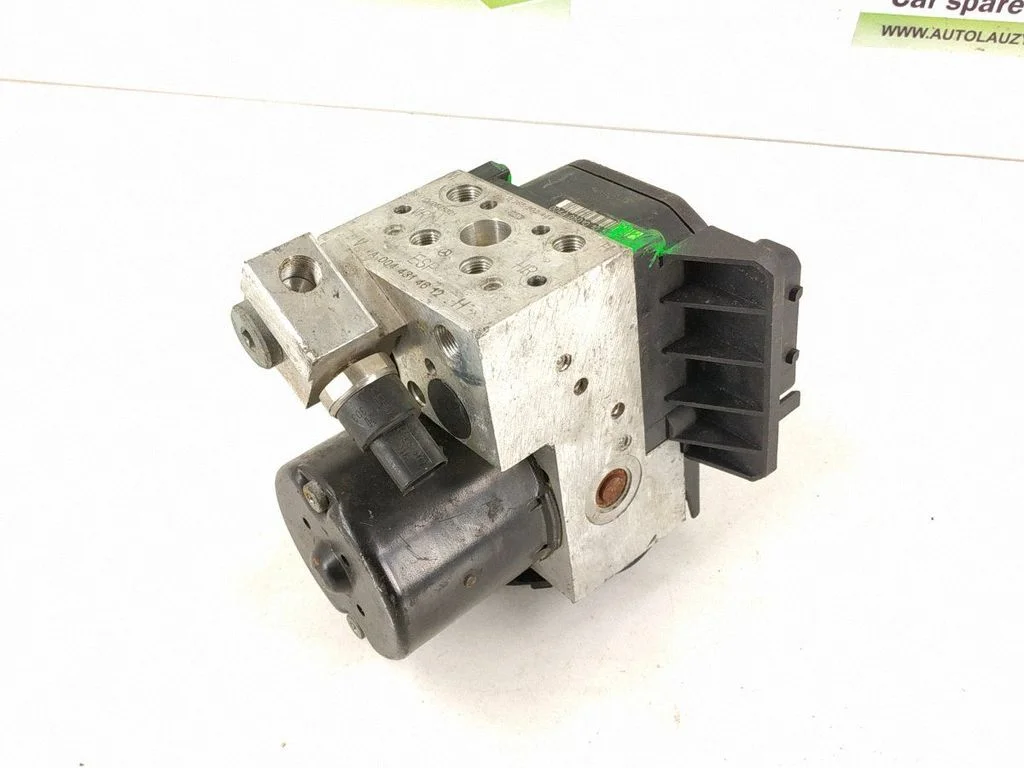 ABS block – Mercedes-Benz S-Class W220 (1998-2006)
