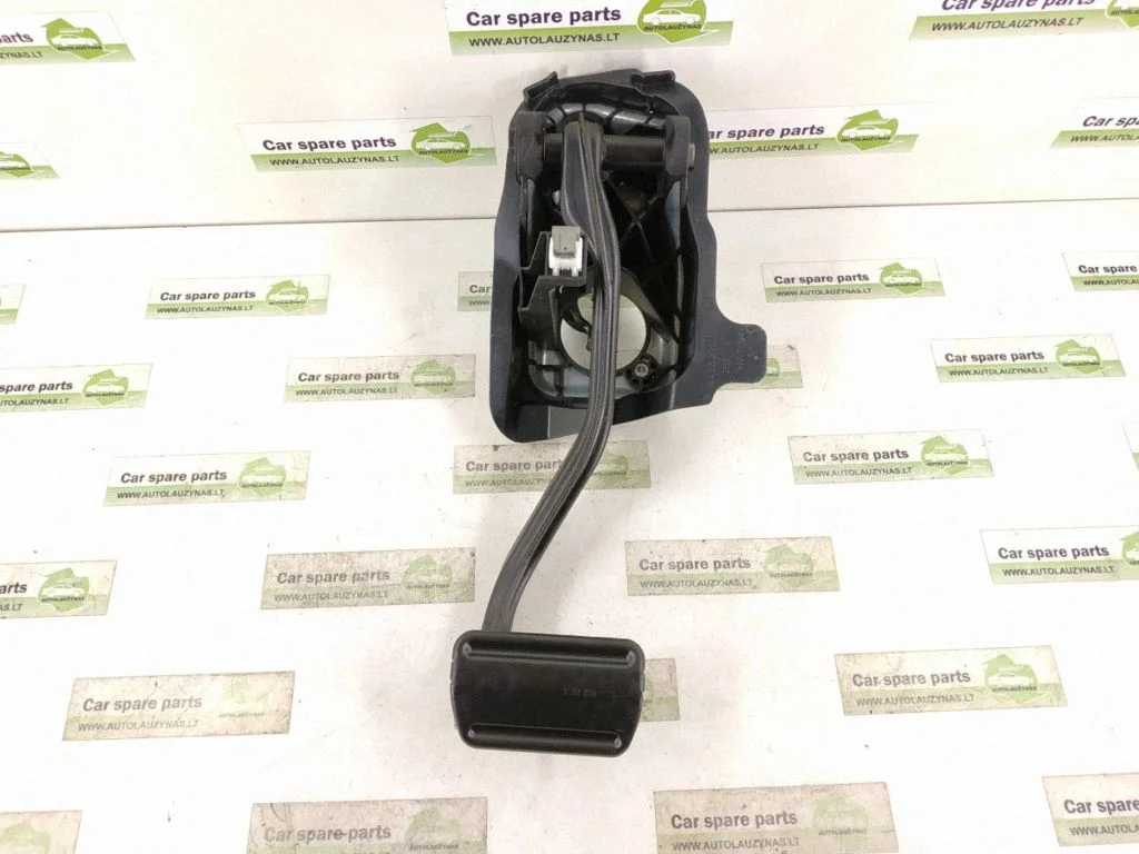 Brake pedal – Mercedes-Benz E-Class W238 (2017-)