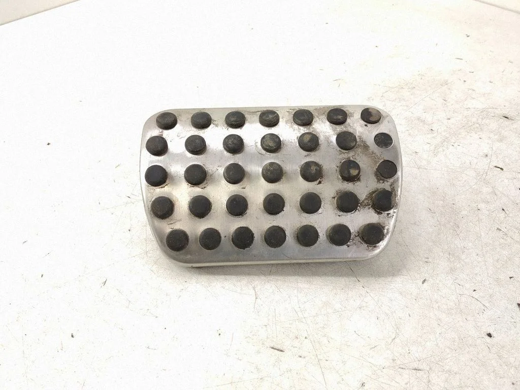 Brake pedal – Mercedes-Benz E-Class W213 (2016-)