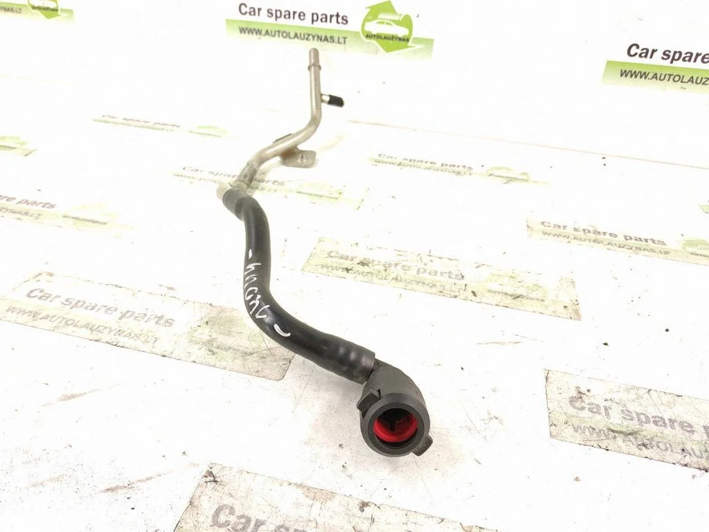 Brake line pipe/hose – front