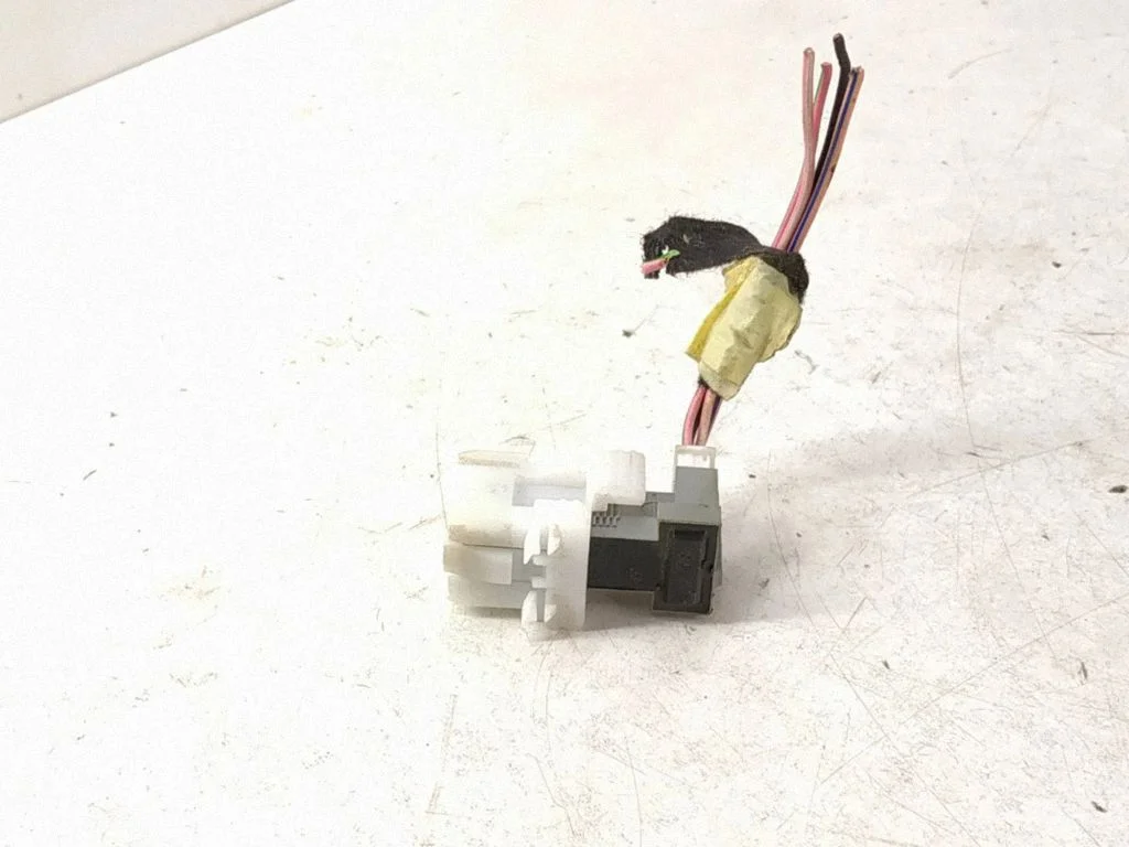 Brake pedal sensor switch