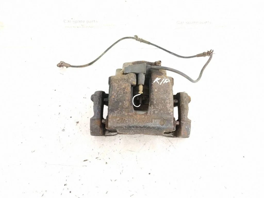 Front brake caliper – left
