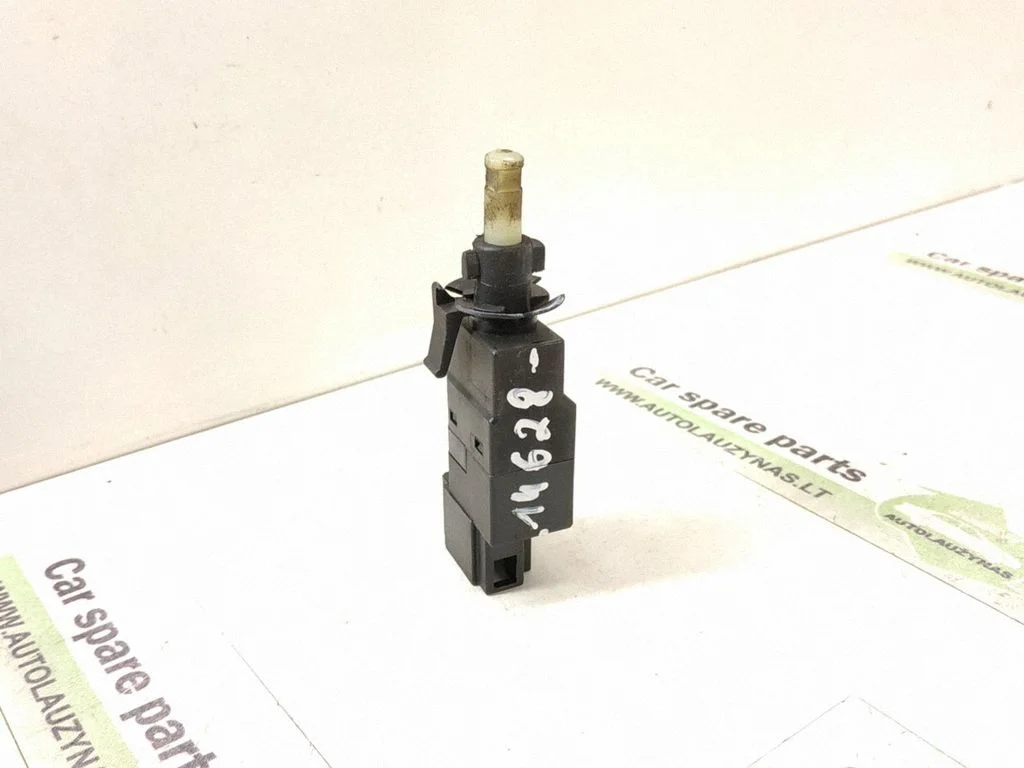 Brake pedal sensor switch