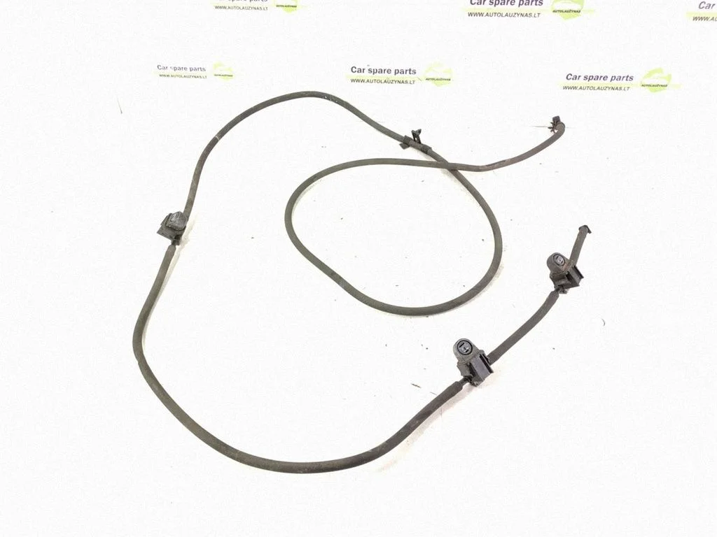 Windshield washer spray nozzle – rear