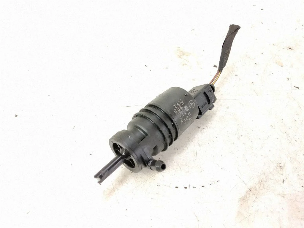 Windshield washer spray nozzle 2218690121