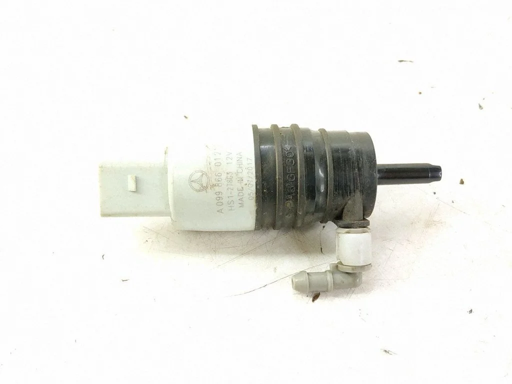 Windshield washer spray nozzle