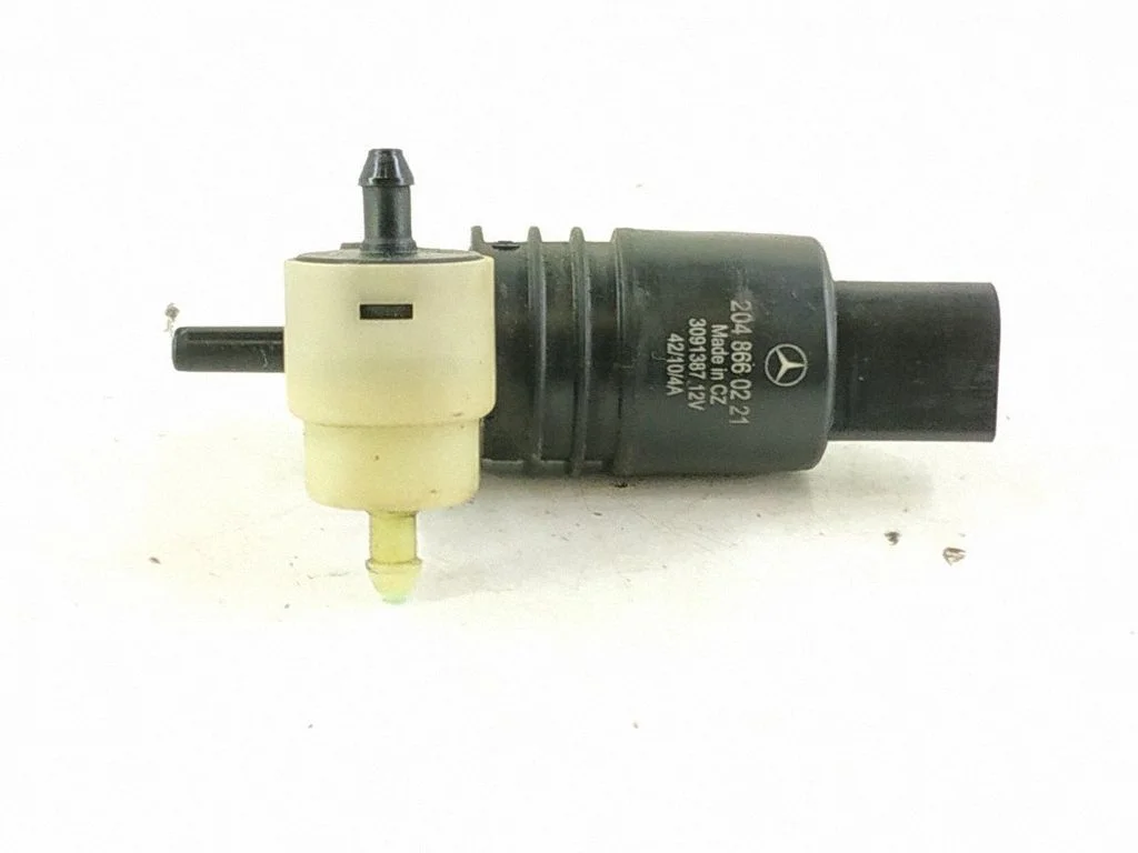 Windshield washer spray nozzle
