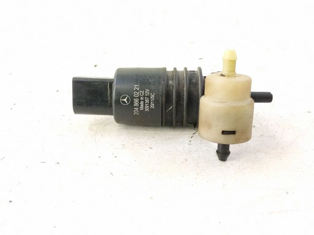 Windshield washer spray nozzle