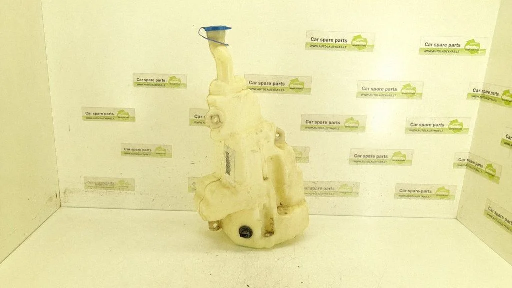 Windshield washer fluid reservoir/tank – Mercedes-Benz R-Class W251 (2005-2013)