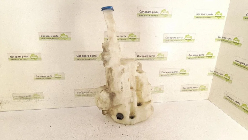 Windshield washer fluid reservoir/tank – Mercedes-Benz R-Class W251 (2005-2013)