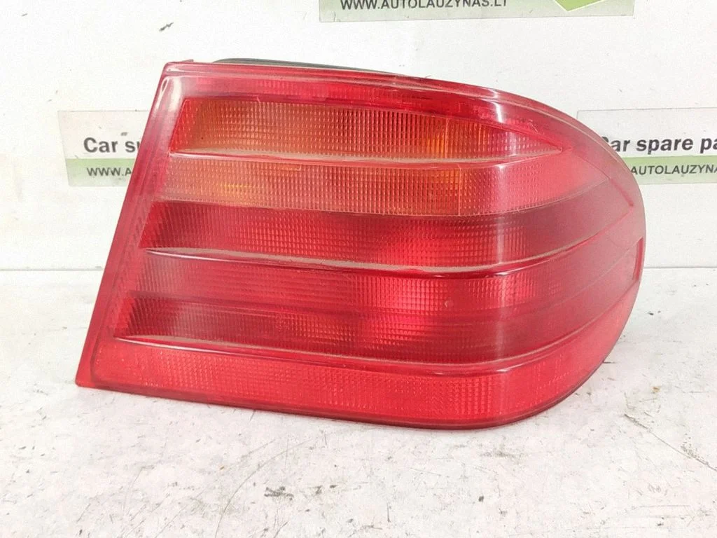 Galinis žibintas kėbule