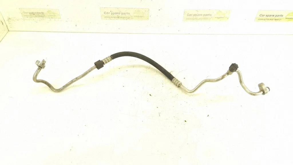 Air conditioning (A/C) pipe/hose