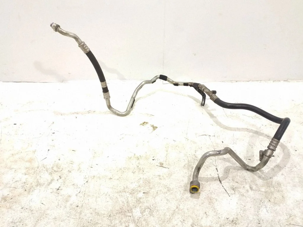 Air conditioning (A/C) pipe/hose