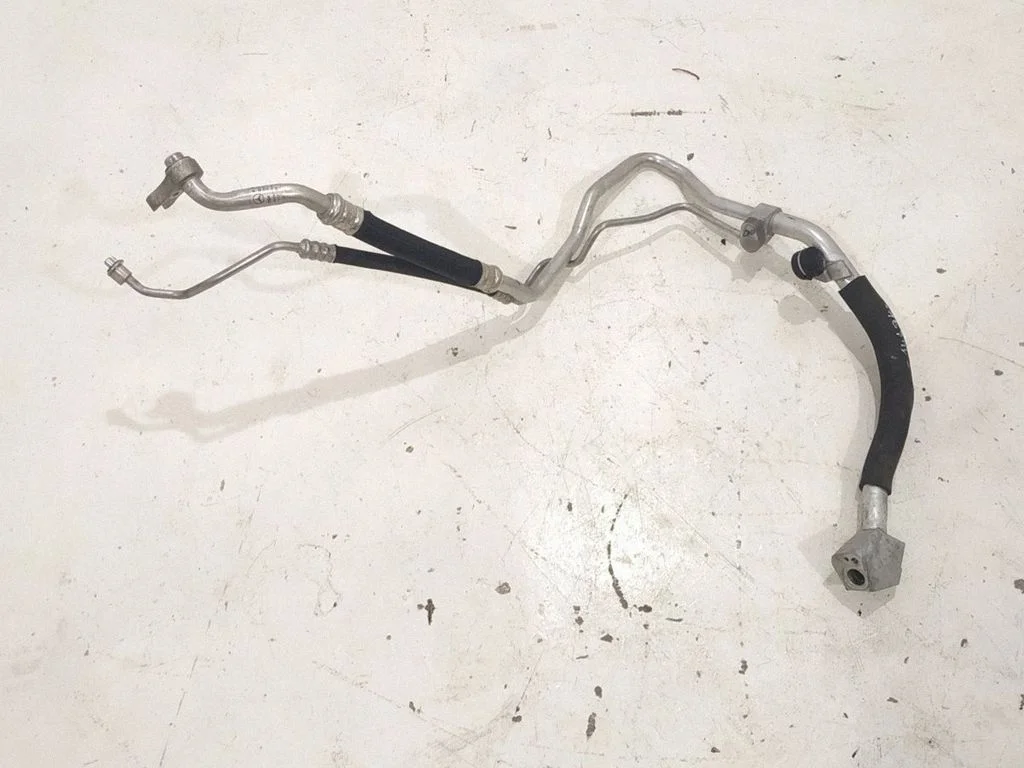 Air conditioning (A/C) pipe/hose