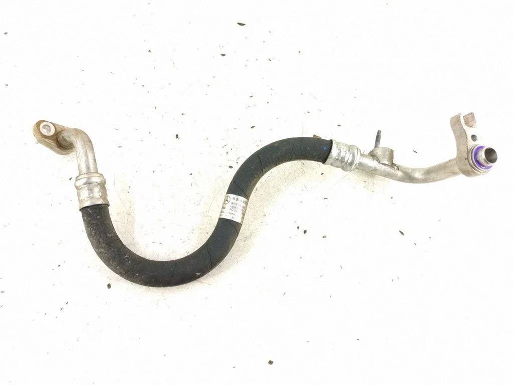 Air conditioning (A/C) pipe/hose