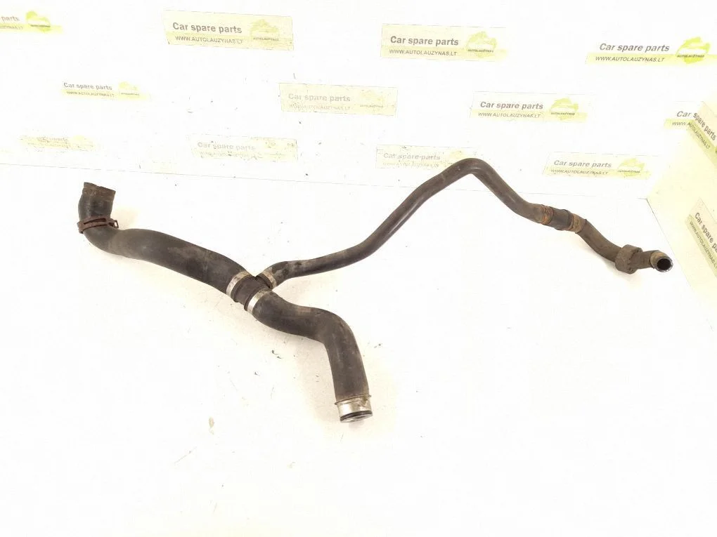 Engine coolant pipe/hose