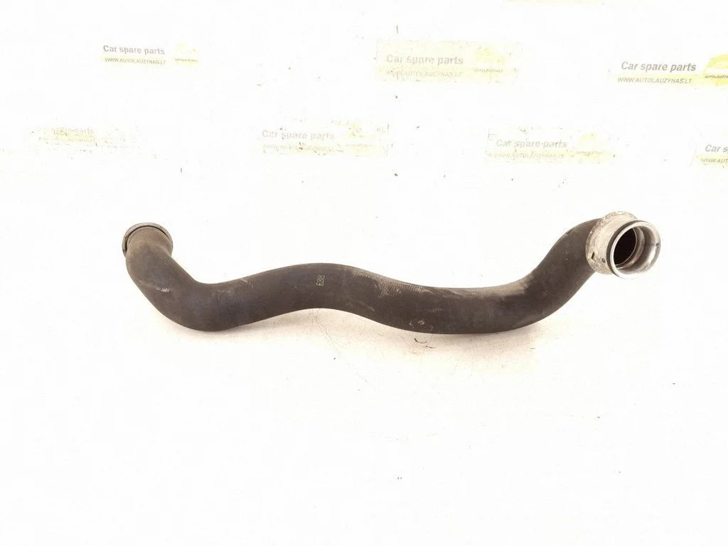 Engine coolant pipe/hose