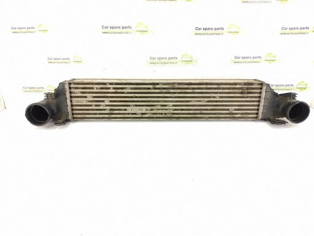 Starpdzesētāja (interkūlera) radiators