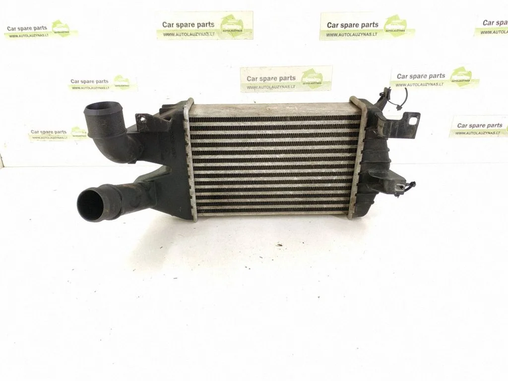 Starpdzesētāja (interkūlera) radiators