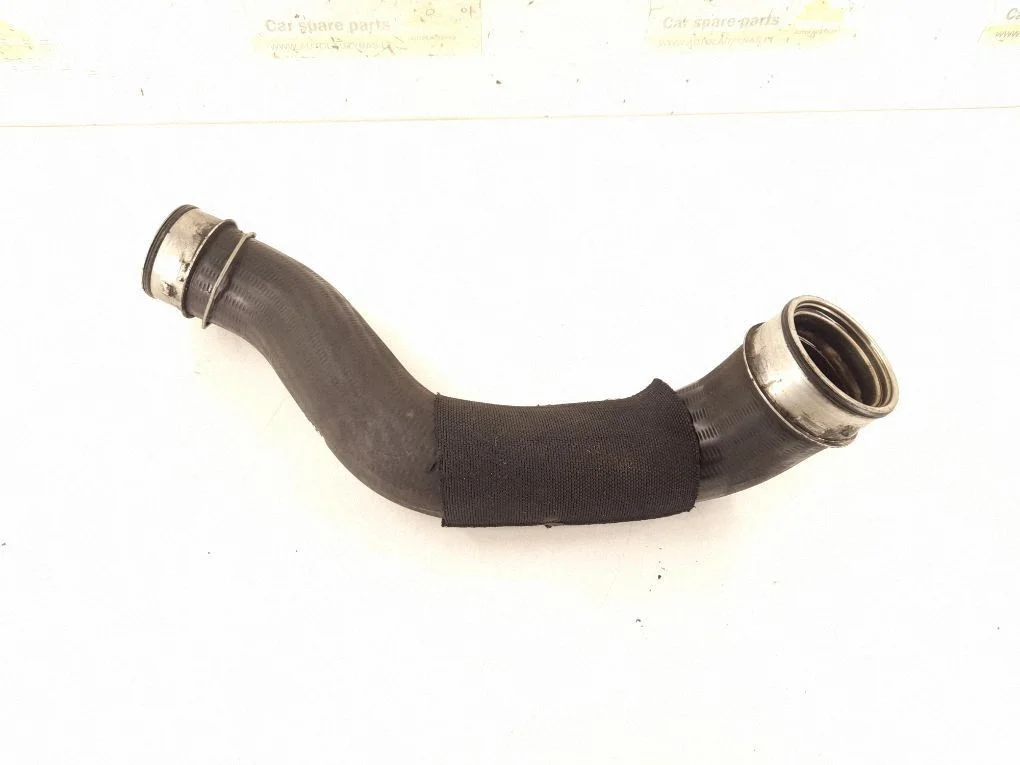 Intercooler hose/pipe – left