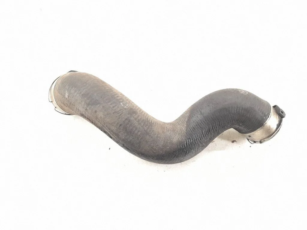 Intercooler hose/pipe – left