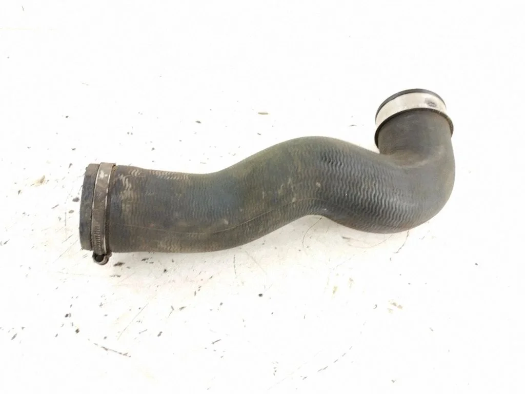 Intercooler hose/pipe – Mercedes-Benz R-Class W251 (2005-2013)