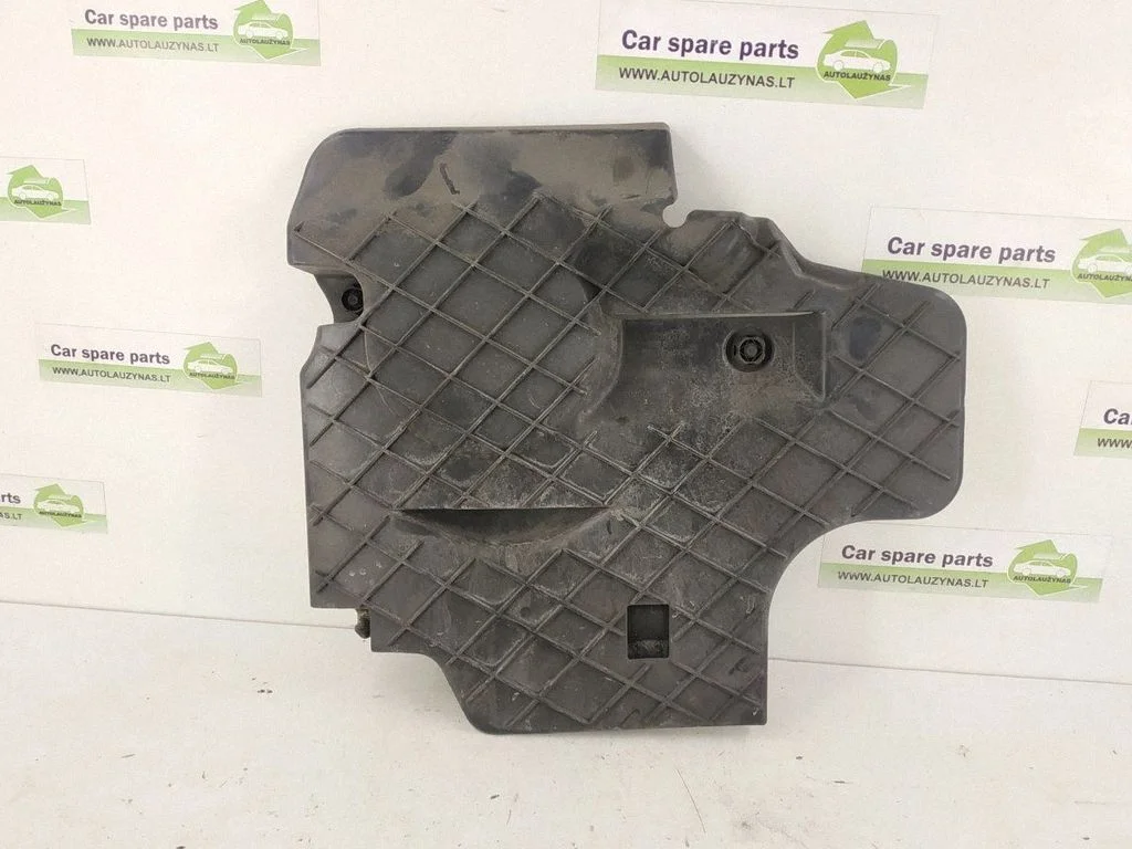Engine cover (trim)