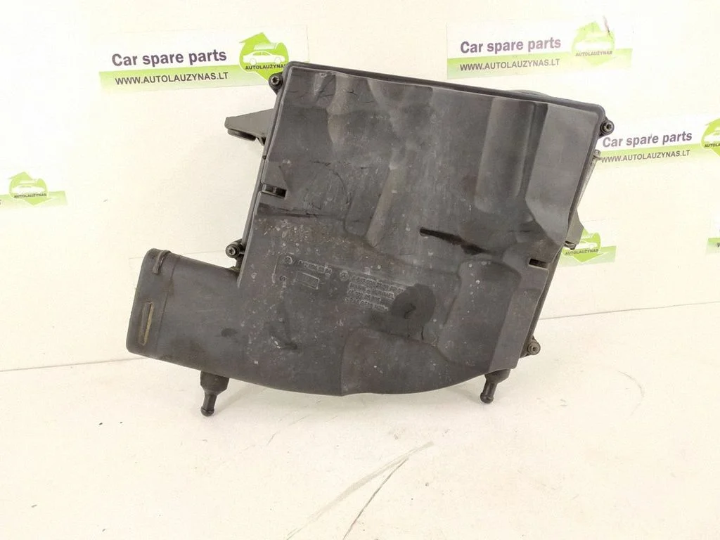 Air filter box – Mercedes-Benz GL-Class X164 (2006-2012)