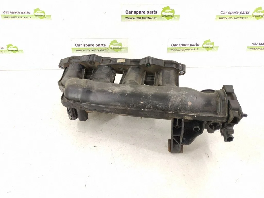 Intake manifold – Mercedes-Benz C-Class AMG W204 (2007-2014)