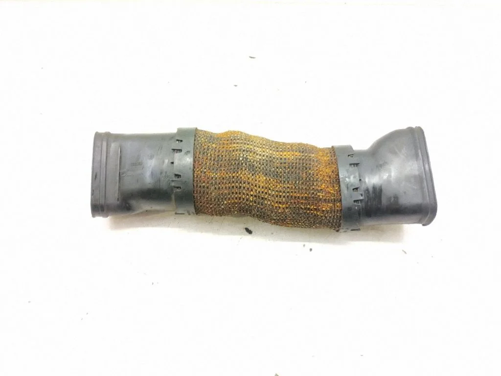 Air intake duct part – front