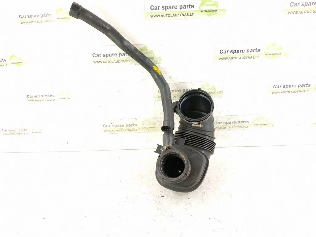 Turbo air intake inlet pipe/hose – Mercedes-Benz E-Class W212 (2009-2016)