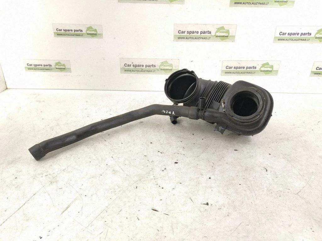 Turbo õhu sisselasketoru/ -voolik – Mercedes-Benz C-klass AMG W204 (2007-2014)