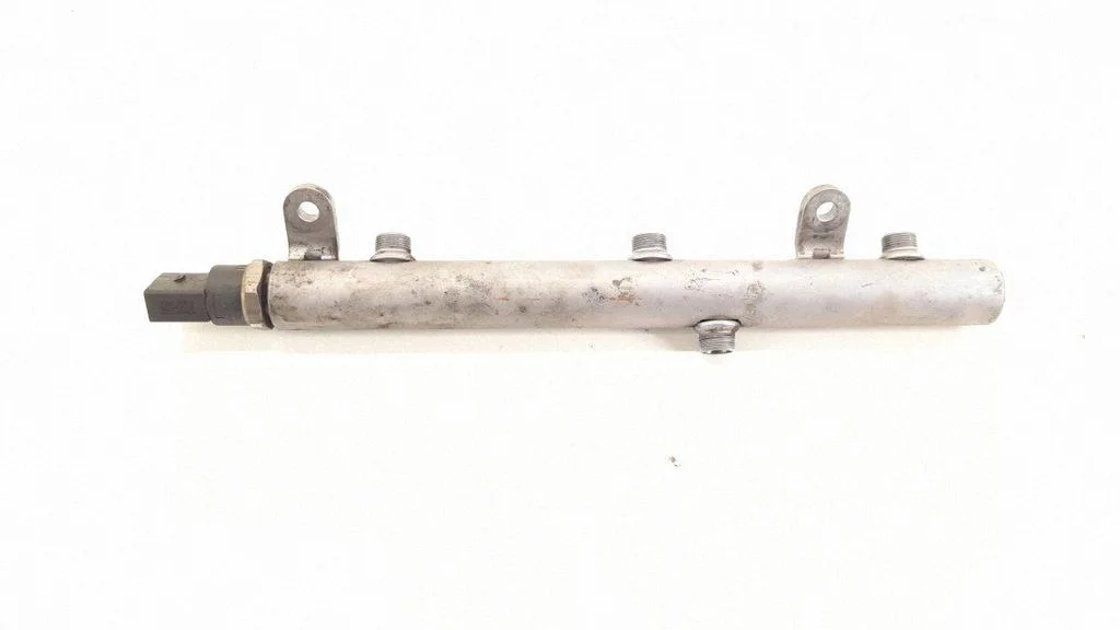 Fuel main line pipe