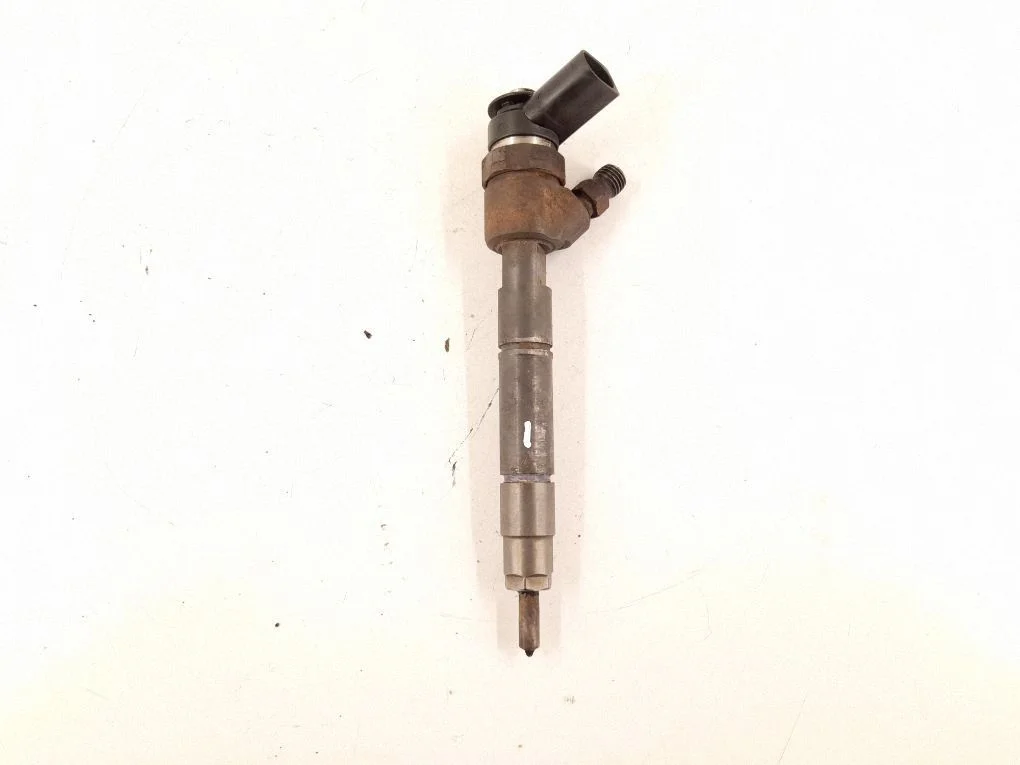 Fuel injector