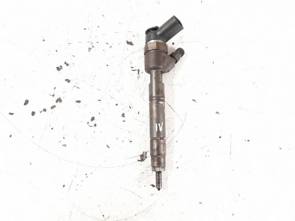 Fuel injector